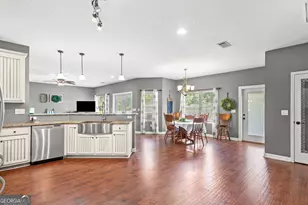 399 Gowen Dr, Folkston, GA 31537 - Photo 17