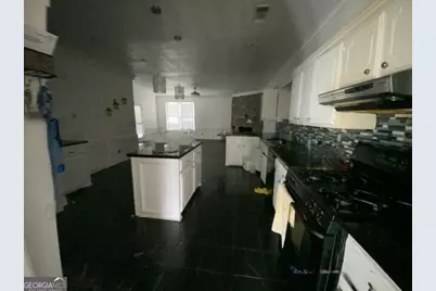 709 Oak Moss Drive, Lawrenceville, GA 30043 - Photo 11