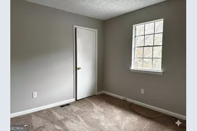 411 Fawnbrook Circle, Griffin, GA 30223 - Photo 9