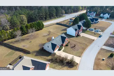 40 Bermuda Circle, Covington, GA 30016 - Photo 7