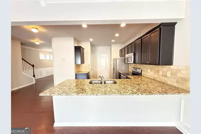 1044 Haley Woods Lane, Lawrenceville, GA 30043 - Photo 9