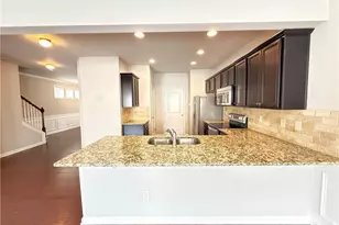 1044 Haley Woods Ln, Lawrenceville, GA 30043 - Photo 9