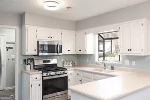 100 Dunsnay Way, Peachtree City, GA 30269 - Photo 7