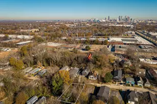 984 Dimmock St SW, Atlanta, GA 30310 - Photo 1