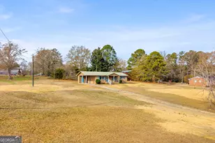 1621 Dickerson Rd, Elberton, GA 30635 - Photo 7