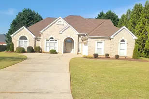 1086 Rowanshyre Cir, McDonough, GA 30253 - Photo 1