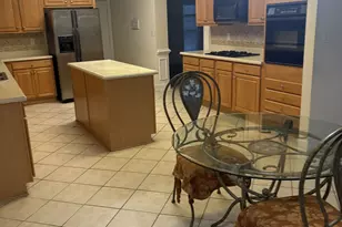 1086 Rowanshyre Cir, McDonough, GA 30253 - Photo 7