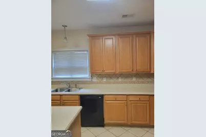 1086 Rowanshyre Circle, McDonough, GA 30253 - Photo 7