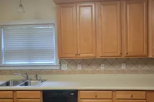 1086 Rowanshyre Cir, McDonough, GA 30253 - Photo 9