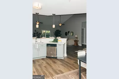 4304 Commonwealth Circle, Newnan, GA 30263 - Photo 11