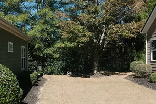 4304 Commonwealth Cir, Newnan, GA 30263 - Photo 33