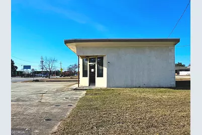 711 Peachtree Street, Louisville, GA 30434 - Photo 3