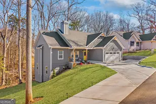 169 View St, Clarkesville, GA 30523 - Photo 3