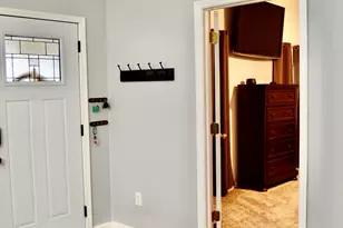 817 Brookside Dr, Winder, GA 30680 - Photo 5