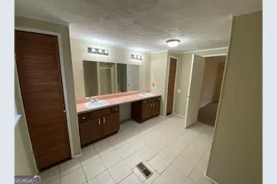 1368 Dee Kennedy Road, Auburn, GA 30011 - Photo 7