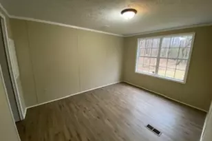 1368 Dee Kennedy Rd, Auburn, GA 30011 - Photo 13