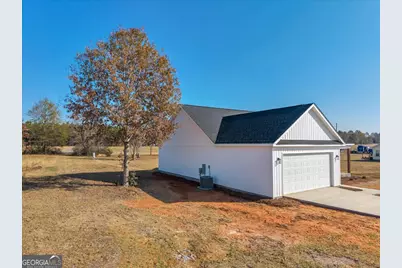 1562 Lexington Drive, Dublin, GA 31021 - Photo 9