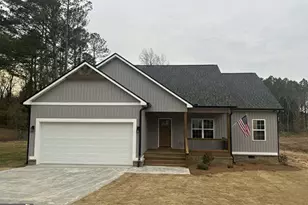 788 Wildwood Dr, Chatsworth, GA 30705 - Photo 1