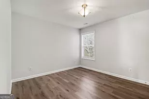5850 Bentley, Cumming, GA 30040 - Photo 17