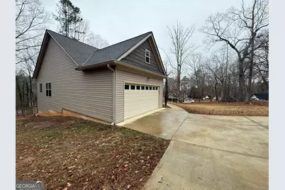 3129 Hidden Pass, Gainesville, GA 30506 - Photo 3