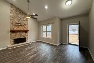 3129 Hidden Pass, Gainesville, GA 30506 - Photo 5