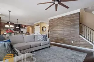 4710 Polly Pl, Snellville, GA 30039 - Photo 7