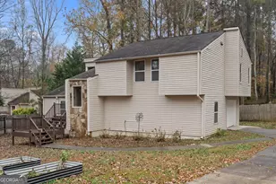 2400 Salem Dr NE, Marietta, GA 30062 - Photo 3