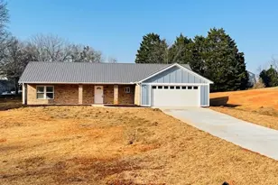 357 Woodridge Way, Royston, GA 30662 - Photo 1