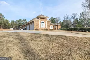 304 Deer Creek Dr, Forsyth, GA 31029 - Photo 3