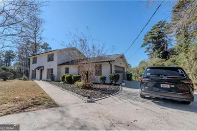 1499 Smokehouse Lane, Stone Mountain, GA 30088 - Photo 39