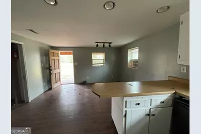 443 E Rivers Road, Griffin, GA 30224 - Photo 7