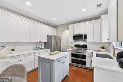 4545 Chelton Court SE, Smyrna, GA 30080 - Photo 15