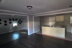 1032 Valley View Rd SE, Atlanta, GA 30315 - Photo 3