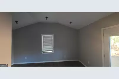 1032 Valley View Road SE, Atlanta, GA 30315 - Photo 5