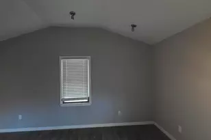 1032 Valley View Rd SE, Atlanta, GA 30315 - Photo 5