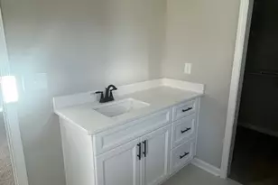 319 Ash St, Monroe, GA 30655 - Photo 7