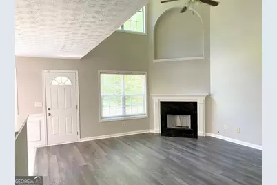 646 Lakes Circle, Lithonia, GA 30058 - Photo 11