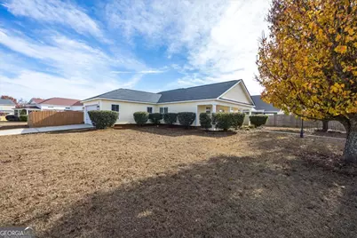 402 Latham Drive, Warner Robins, GA 31088 - Photo 35