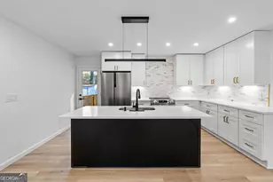 2592 Lois Ln SE, Atlanta, GA 30315 - Photo 7