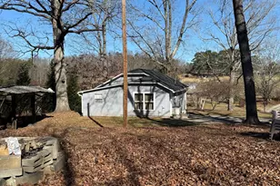 6937 W Currahee St, Toccoa, GA 30577 - Photo 5