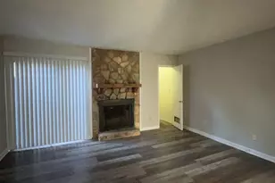 6349 Holcomb Way, Peachtree Corners, GA 30092 - Photo 5