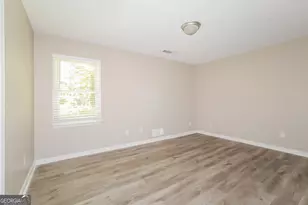 2673 Green Valley Ct, Snellville, GA 30078 - Photo 5