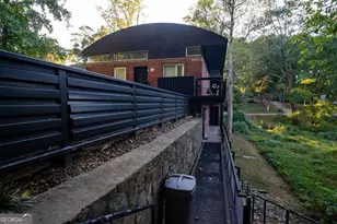 15 Burbank Dr, Atlanta, GA 30314 - Photo 3