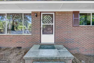 9 Poplar St, Toccoa, GA 30577 - Photo 9