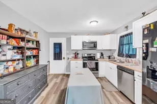 9 Poplar St, Toccoa, GA 30577 - Photo 13