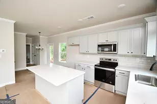 210 Timsbury Dr, Athens, GA 30607 - Photo 3