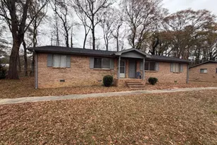 816 Jesters Lake Dr, Jonesboro, GA 30236 - Photo 1
