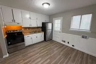 816 Jesters Lake Dr, Jonesboro, GA 30236 - Photo 7