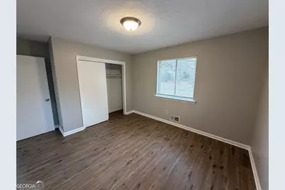 816 Jesters Lake Drive, Jonesboro, GA 30236 - Photo 9