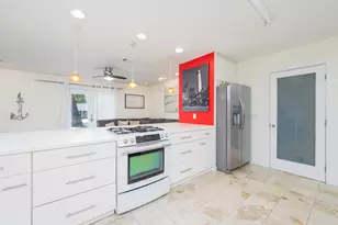 900 Mallery St, Saint Simons, GA 31522 - Photo 5